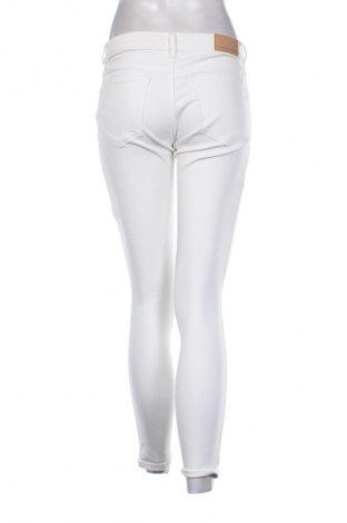 Női farmernadrág Calvin Klein Jeans, Méret M, Szín Ekrü
, Ár 13 685 Ft