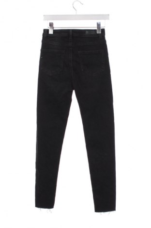 Дамски дънки Clockhouse, Размер M, Цвят Черен, Цена 13,99 лв.
