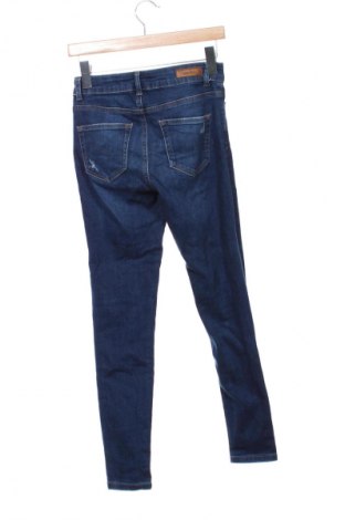 Дамски дънки Clockhouse, Размер S, Цвят Син, Цена 29,15 лв.