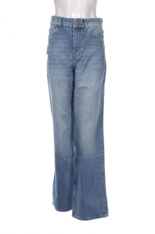 Blugi de femei Cross, Mărime M, Culoare Albastru, Preț 235,99 Lei