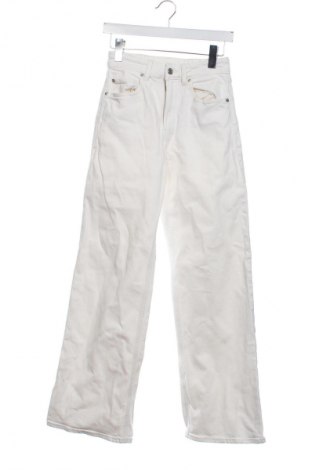 Blugi de femei H&M, Mărime S, Culoare Alb, Preț 76,00 Lei