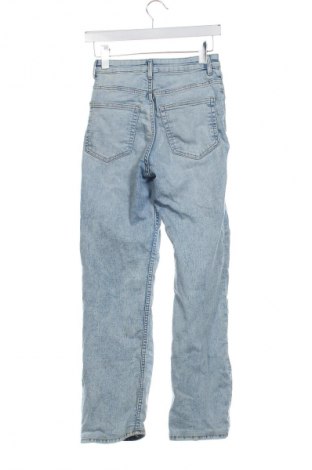 Blugi de femei H&M, Mărime S, Culoare Albastru, Preț 76,00 Lei