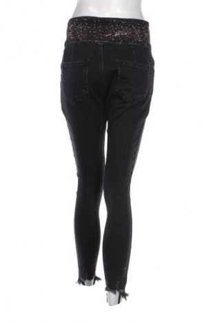 Női farmernadrág M Stars, Méret M, Szín Fekete, Ár 5 159 Ft