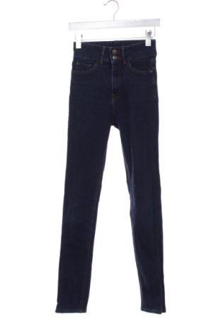 Дамски дънки Marks & Spencer, Размер XS, Цвят Син, Цена 47,09 лв.