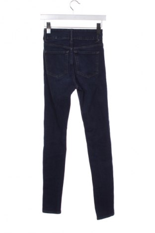 Дамски дънки Marks & Spencer, Размер XS, Цвят Син, Цена 47,09 лв.