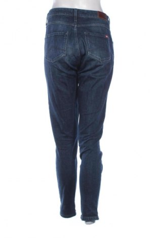 Дамски дънки Mustang, Размер M, Цвят Син, Цена 41,06 лв.