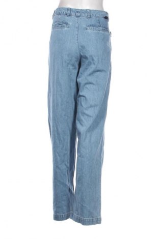 Дамски дънки Nike, Размер M, Цвят Син, Цена 45,99 лв.