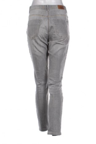 Γυναικείο Τζίν Olsen, Μέγεθος M, Χρώμα Γκρί, Τιμή 13,99 €