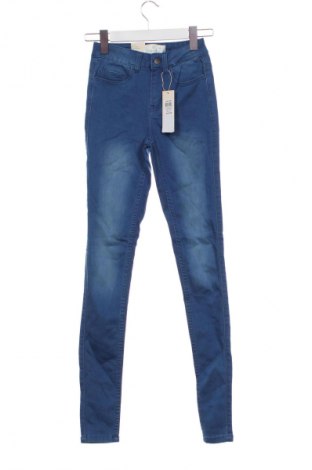 Dámske džínsy  Pieces, Veľkosť XXS, Farba Modrá, Cena  46,95 €