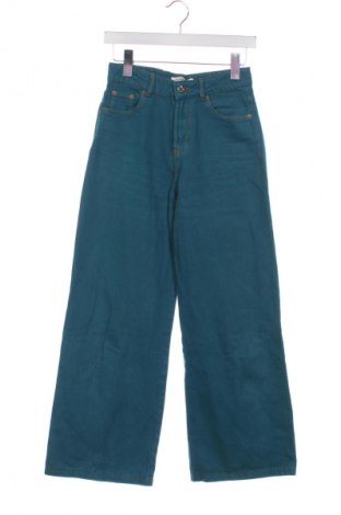 Damskie jeansy Pull&Bear, Rozmiar XS, Kolor Niebieski, Cena 66,67 zł