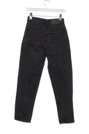 Blugi de femei Pull&Bear, Mărime XS, Culoare Negru, Preț 76,00 Lei
