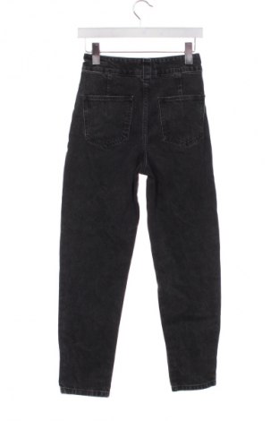 Blugi de femei Reserved, Mărime XS, Culoare Negru, Preț 76,00 Lei