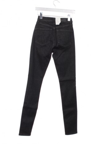 Női farmernadrág S.Oliver, Méret XS, Szín Fekete, Ár 23 839 Ft