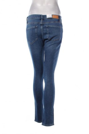 Damskie jeansy S.Oliver, Rozmiar M, Kolor Niebieski, Cena 213,79 zł