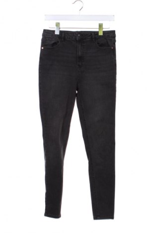 Dámske džínsy  Sinsay, Veľkosť M, Farba Čierna, Cena  14,83 €