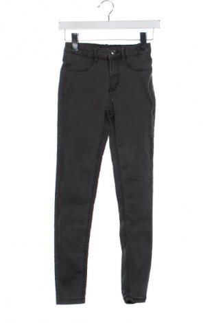 Dámske džínsy  Sinsay, Veľkosť XXS, Farba Čierna, Cena  14,83 €