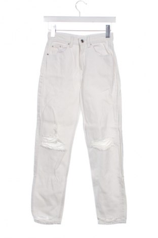 Blugi de femei Sinsay, Mărime XXS, Culoare Alb, Preț 76,00 Lei