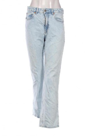 Дамски дънки Stradivarius, Размер M, Цвят Син, Цена 23,99 лв.