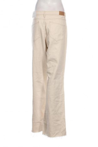 Női farmernadrág Stradivarius, Méret XL, Szín Ekrü
, Ár 9 659 Ft