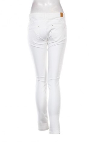 Damen Jeans Stradivarius, Größe L, Farbe Weiß, Preis € 13,99