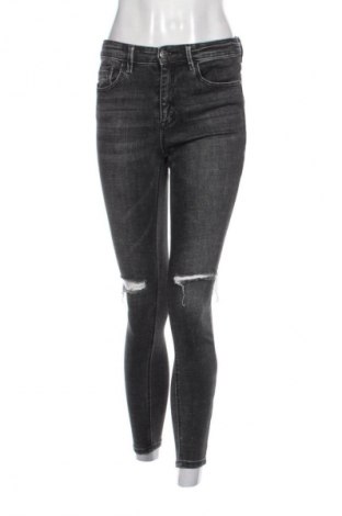 Damen Jeans Stradivarius, Größe M, Farbe Schwarz, Preis 9,99 €