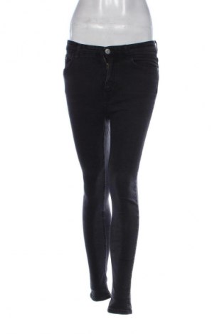 Дамски дънки Terranova, Размер M, Цвят Черен, Цена 30,00 лв.