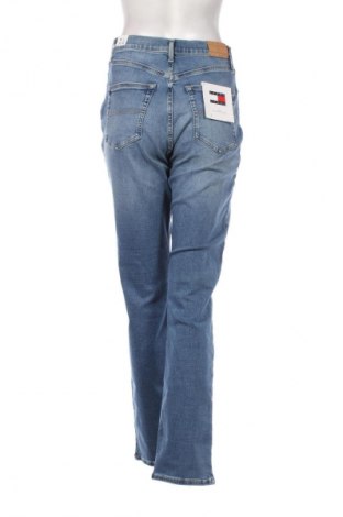 Дамски дънки Tommy Jeans, Размер S, Цвят Син, Цена 169,99 лв.