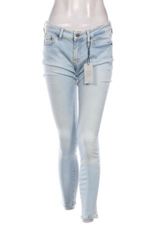 Дамски дънки Tommy Jeans, Размер XL, Цвят Син, Цена 30,67 €