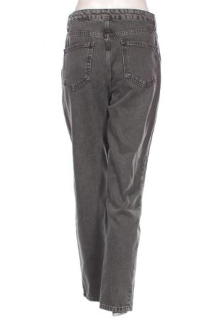 Дамски дънки Trendyol, Размер M, Цвят Черен, Цена 93,84 лв.