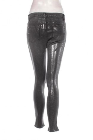 Дамски дънки Unbranded, Размер M, Цвят Сребрист, Цена 15,99 лв.