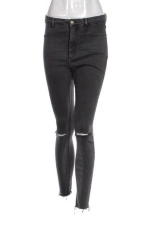 Blugi de femei Zara, Mărime M, Culoare Gri, Preț 85,99 Lei