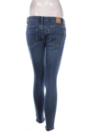 Dámske džínsy  Zara, Veľkosť M, Farba Modrá, Cena  37,42 €