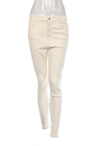 Damen Jeans Zara, Größe M, Farbe Ecru, Preis € 13,81
