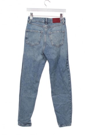 Blugi de femei Zara, Mărime XS, Culoare Albastru, Preț 46,99 Lei