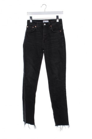 Blugi de femei Zara, Mărime XS, Culoare Negru, Preț 71,00 Lei