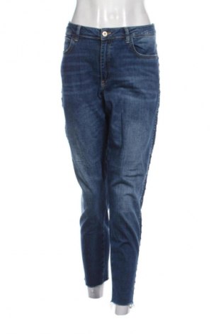 Дамски дънки Zara, Размер XL, Цвят Син, Цена 27,00 лв.