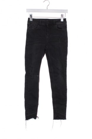 Blugi de femei Zara, Mărime XS, Culoare Gri, Preț 71,00 Lei