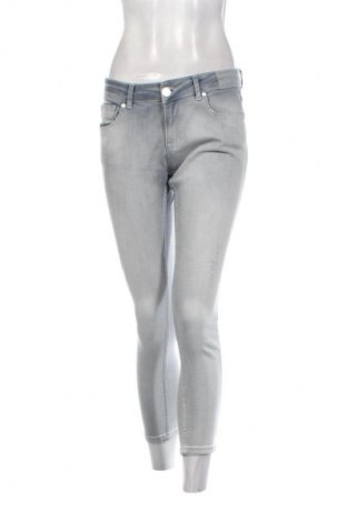 Дамски дънки Zhrill, Размер M, Цвят Сив, Цена 17,99 лв.