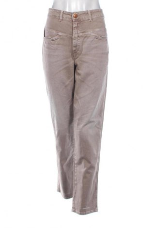 Дамски джинси Closed, Размер XL, Цвят Бежов, Цена 144,99 лв.