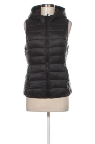 Дамски елек ONLY, Размер S, Цвят Черен, Цена 23,99 лв.