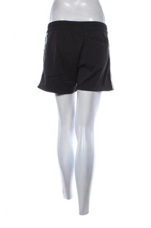 Damen Shorts Adidas, Größe L, Farbe Schwarz, Preis 21,99 €