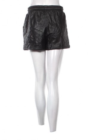 Dámské kraťasy  Amisu, Velikost M, Barva Černá, Cena  169,00 Kč