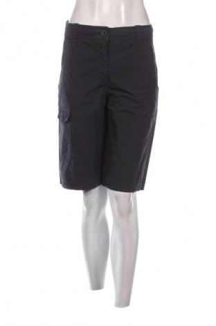 Damen Shorts Armani Jeans, Größe L, Farbe Schwarz, Preis 127,99 €