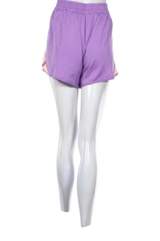 Дамски къс панталон Bench, Размер XL, Цвят Лилав, Цена 46,99 лв.