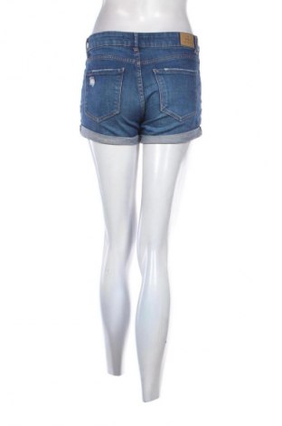 Дамски къс панталон Bershka, Размер S, Цвят Син, Цена 19,00 лв.