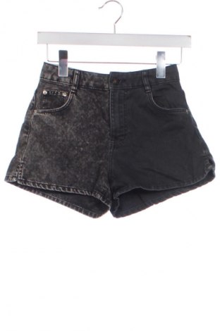 Dámské kraťasy  Bershka, Velikost XXS, Barva Šedá, Cena  241,00 Kč