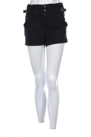 Pantaloni scurți de femei Bershka, Mărime XXS, Culoare Negru, Preț 50,00 Lei