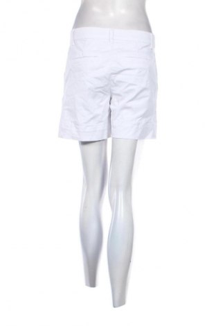 Дамски къс панталон C&A, Размер M, Цвят Бял, Цена 19,55 лв.