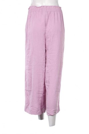 Γυναικείο κοντό παντελόνι Esmara, Μέγεθος M, Χρώμα Βιολετί, Τιμή 9,79 €