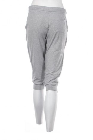 Dámské kraťasy  Esmara, Velikost M, Barva Šedá, Cena  241,00 Kč